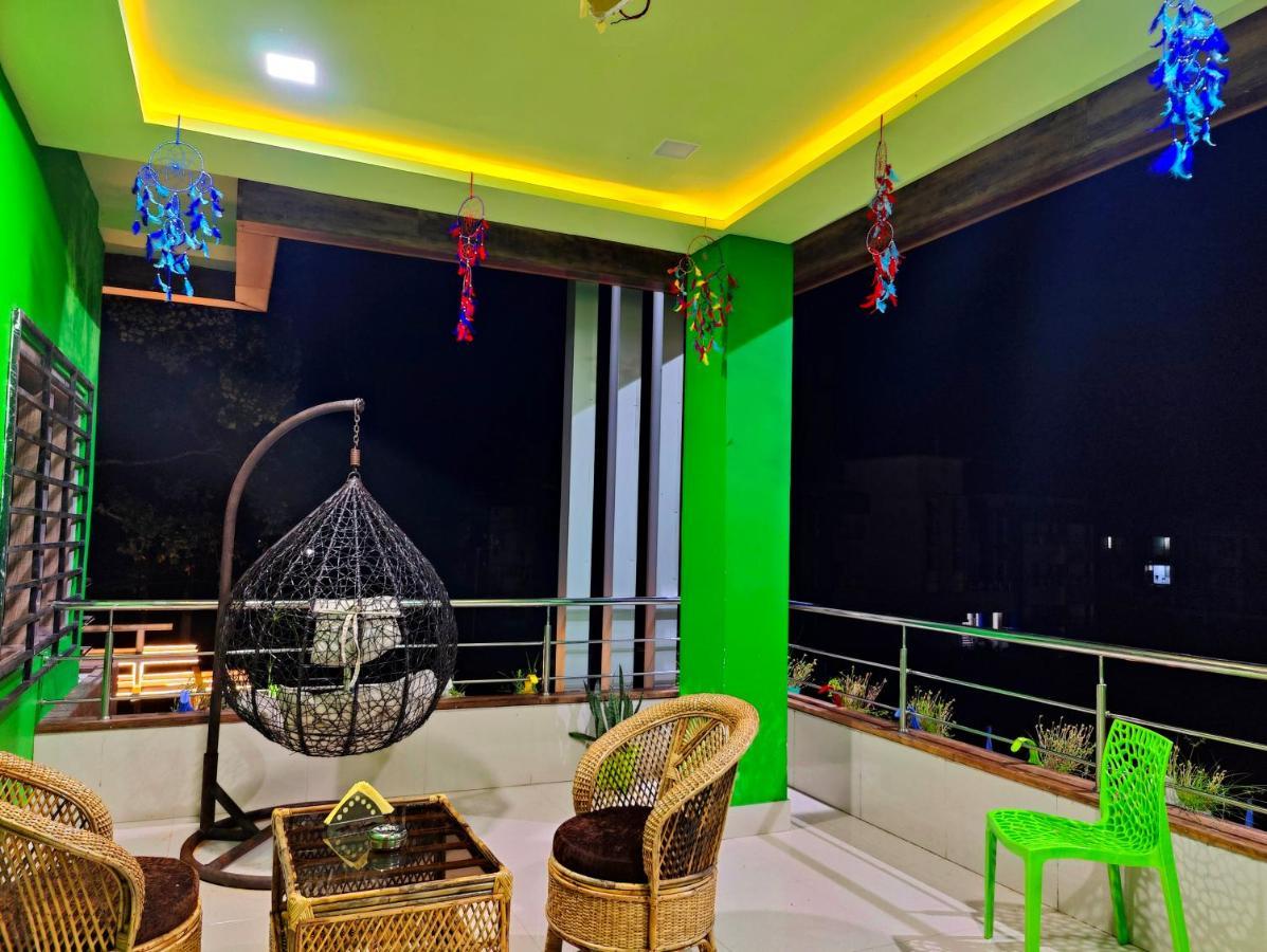 Green Vista Resort Chalsa Exterior photo